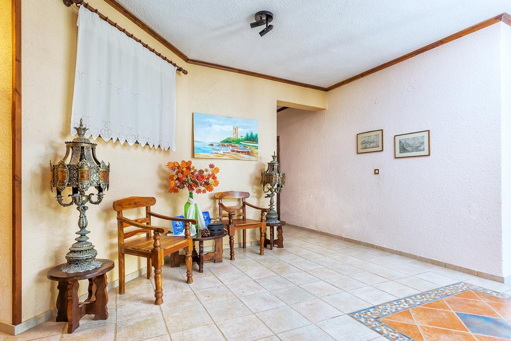 Xenios Loutra Village Karnagio Exteriér fotografie
