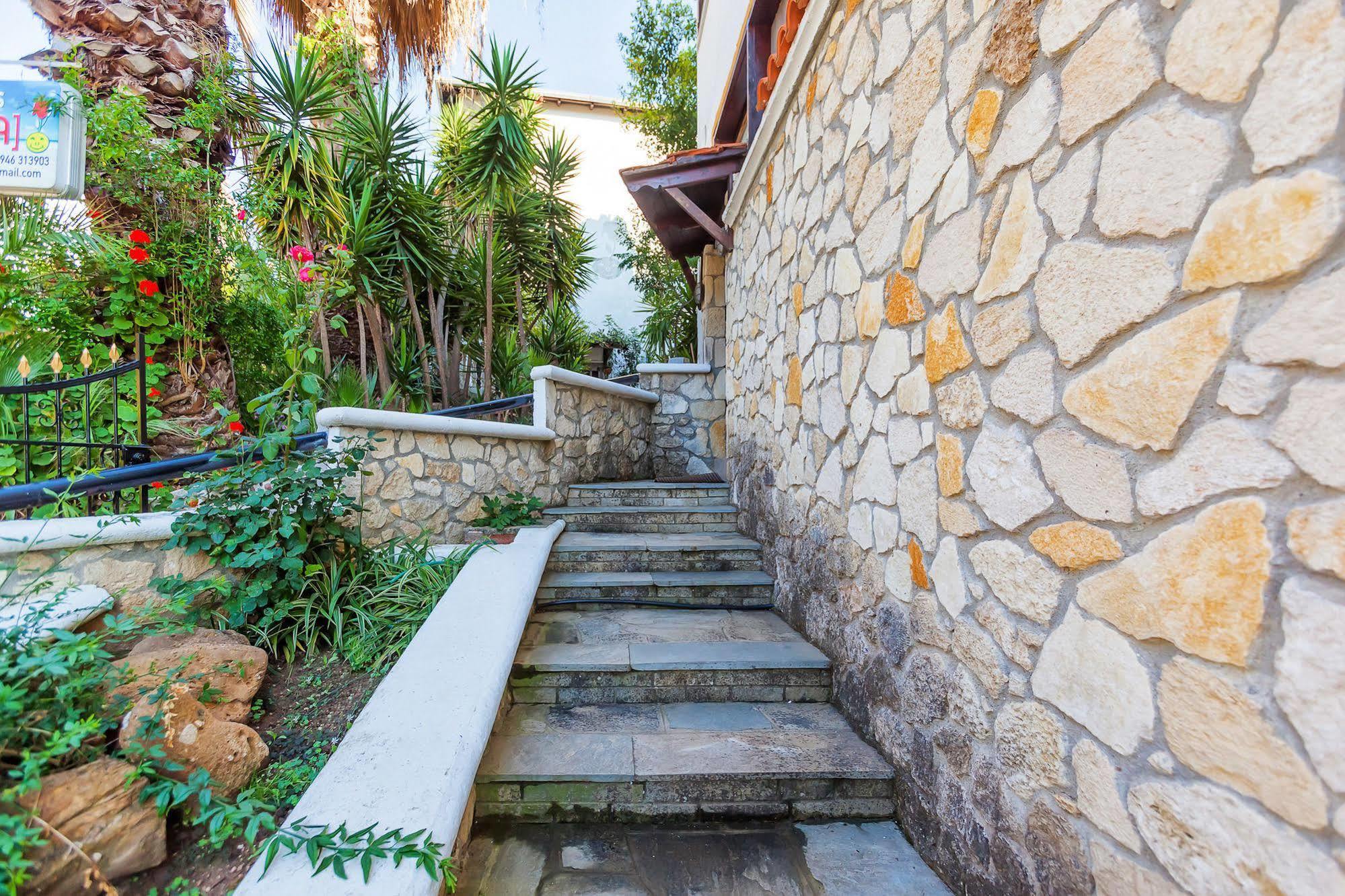 Xenios Loutra Village Karnagio Exteriér fotografie