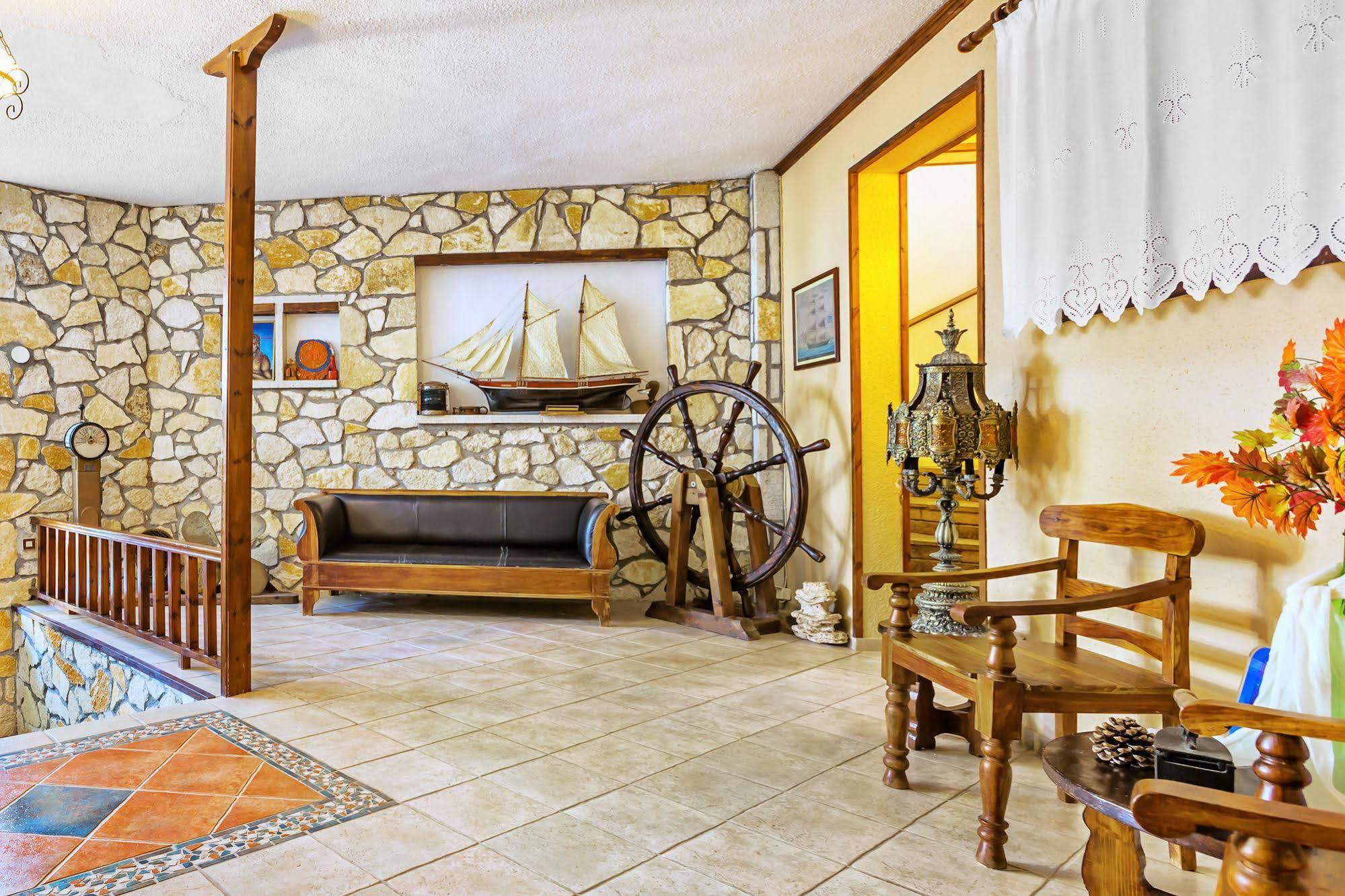 Xenios Loutra Village Karnagio Exteriér fotografie